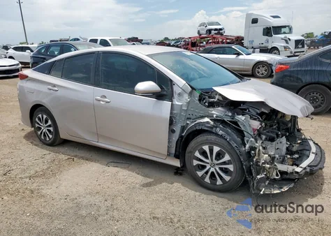 2021 Toyota Prius Prime Le из США, поврежденный, VIN JTDKAMFP8M3177157